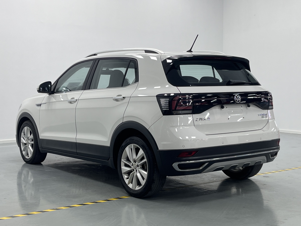 Volkswagen T-Cross 2019 car image #7