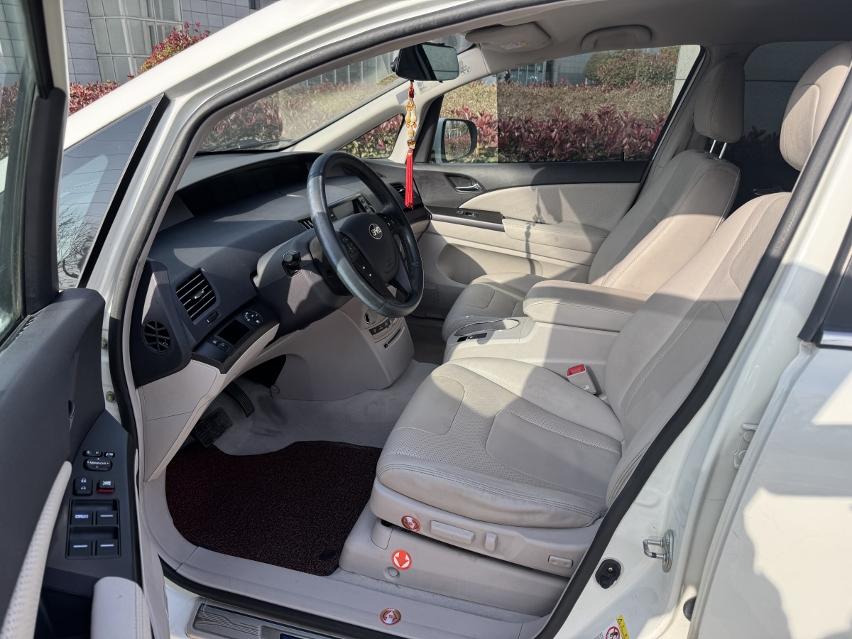 BYD e6 2016 #7 BYD e6 2016 car image #7