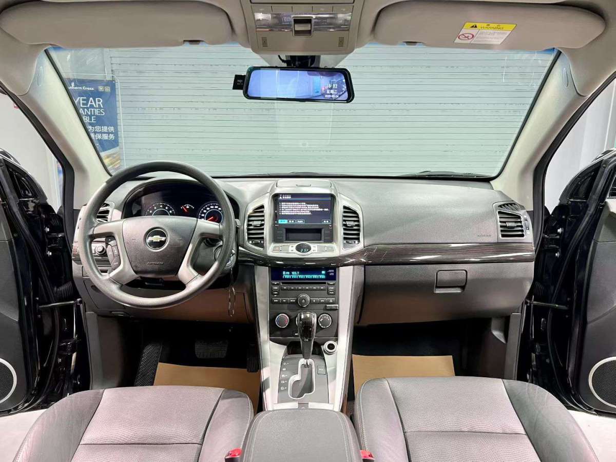 Chevrolet Captiva 2014 car image #7