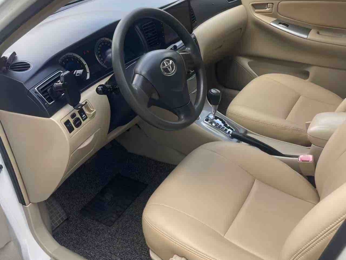 Toyota Corolla (Classic) 2013 immagine di auto #7