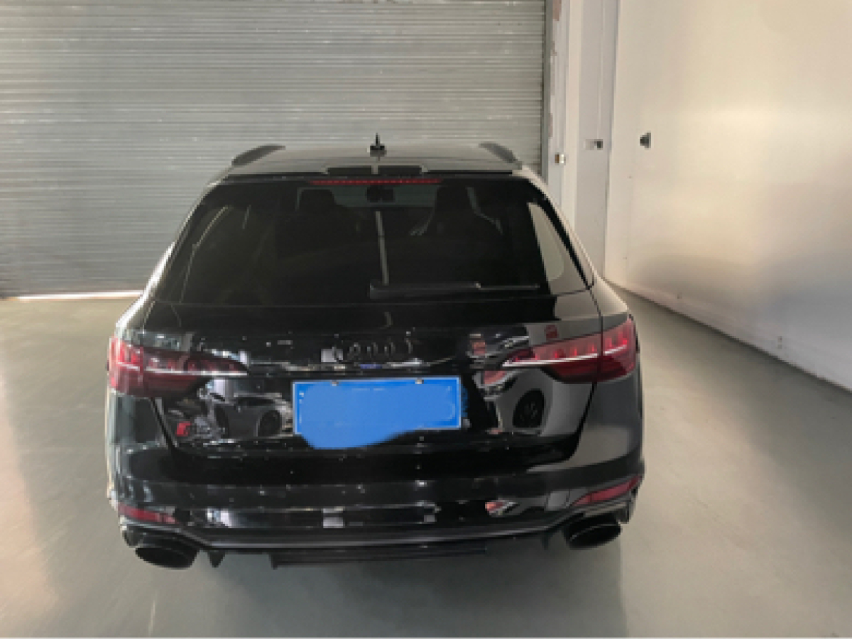 Audi RS 4 2023 image de voiture #7