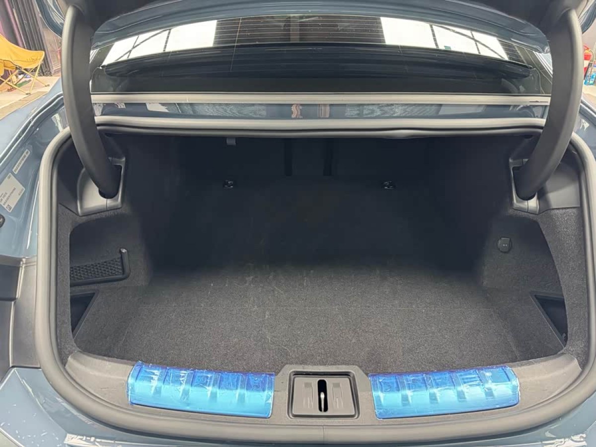 Audi Q5 e-tron 2024 immagine di auto #7