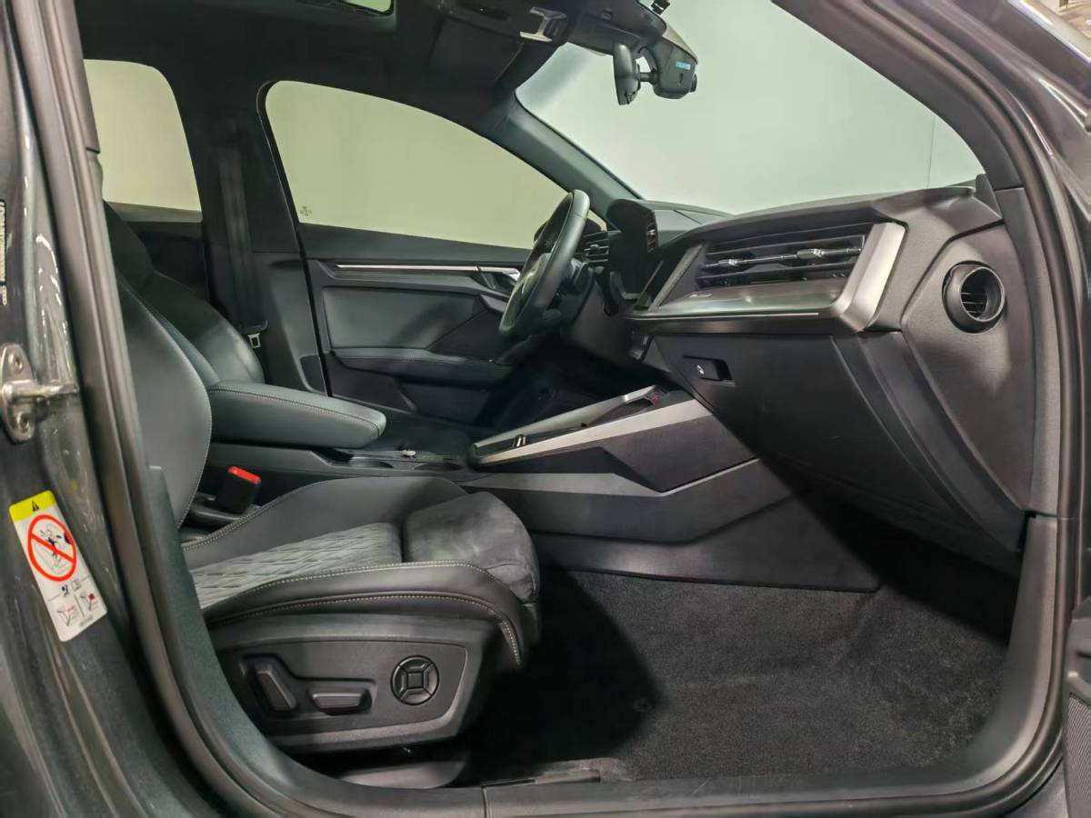 Audi A3 2024 car image #7
