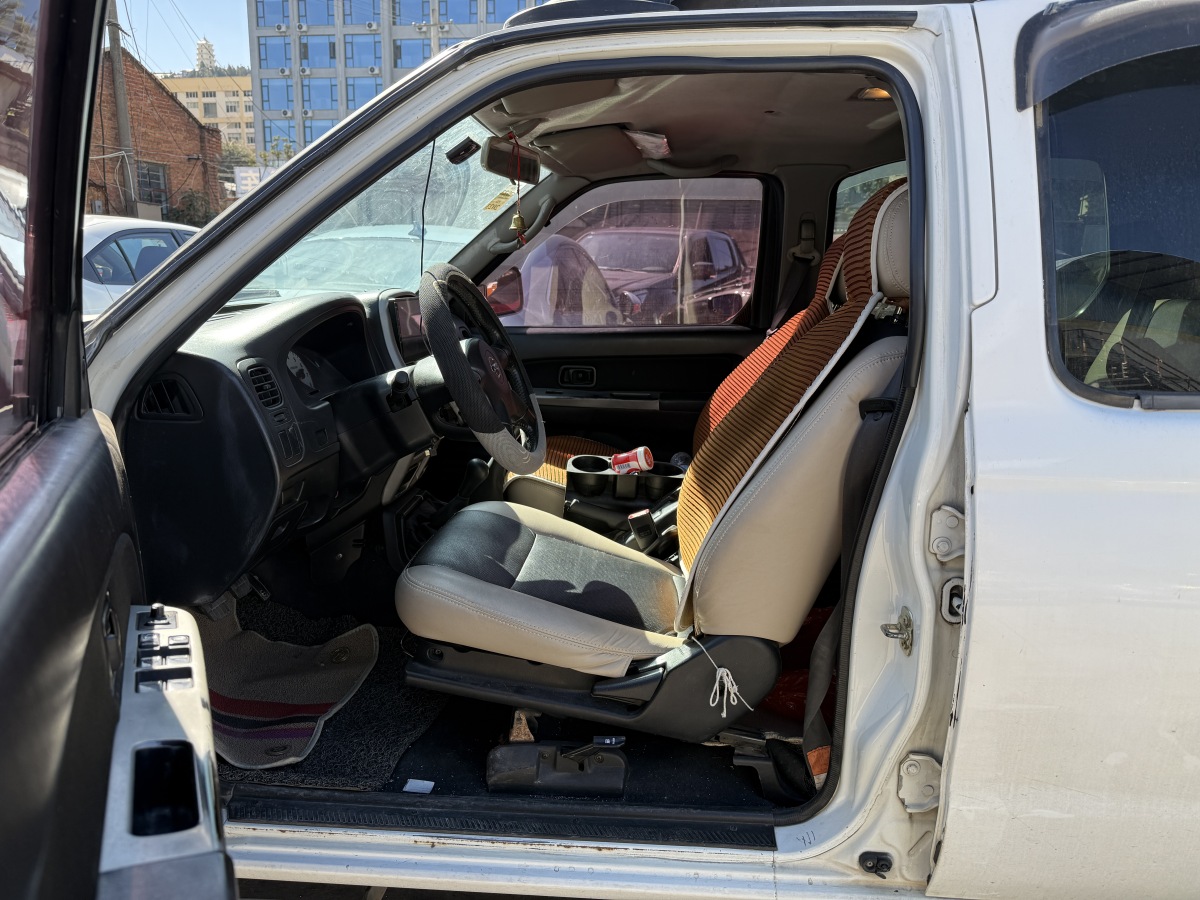 日产 日产帕拉丁 2006 汽车图片 #7