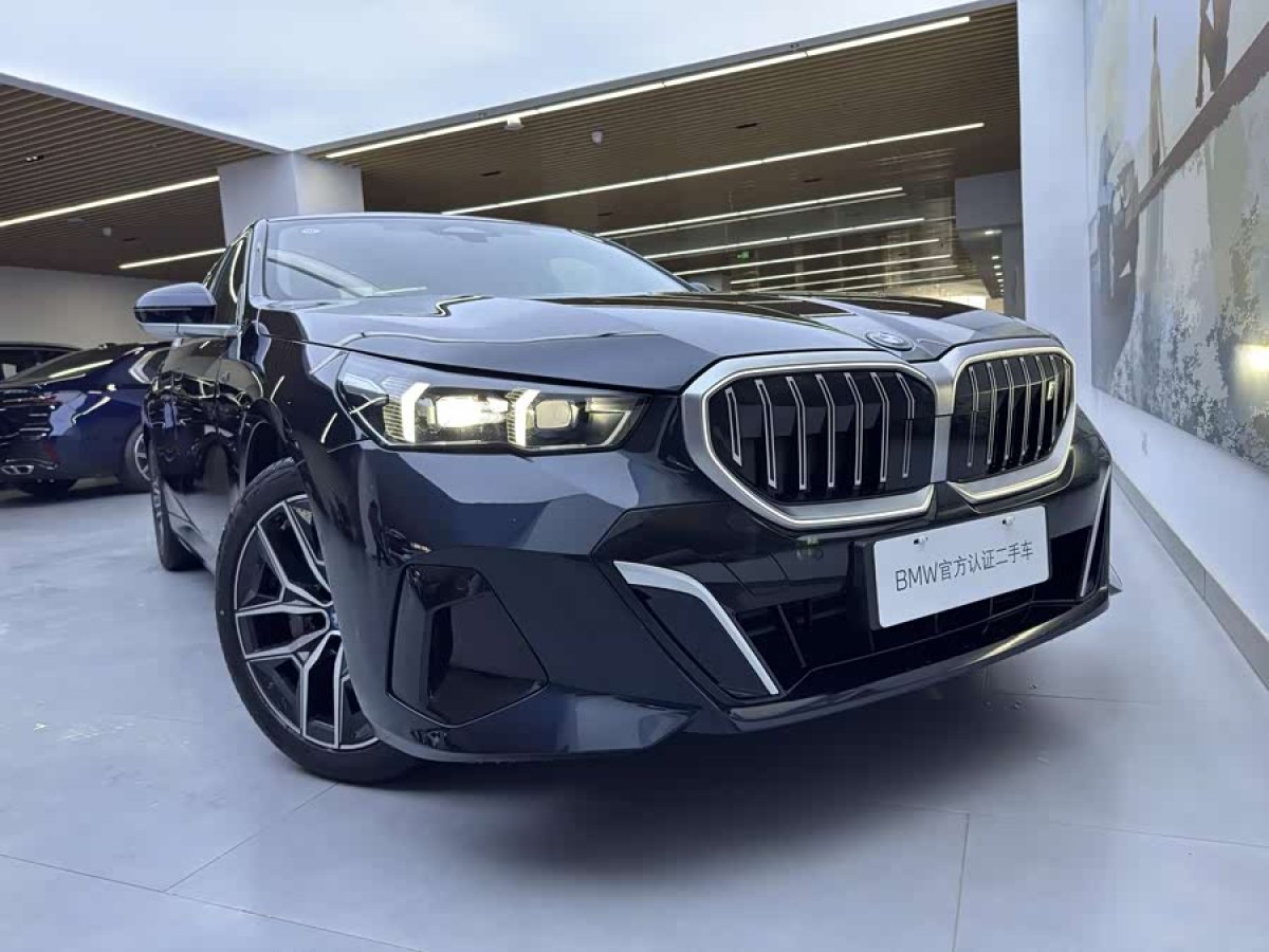 BMW i5 2024 car image #7