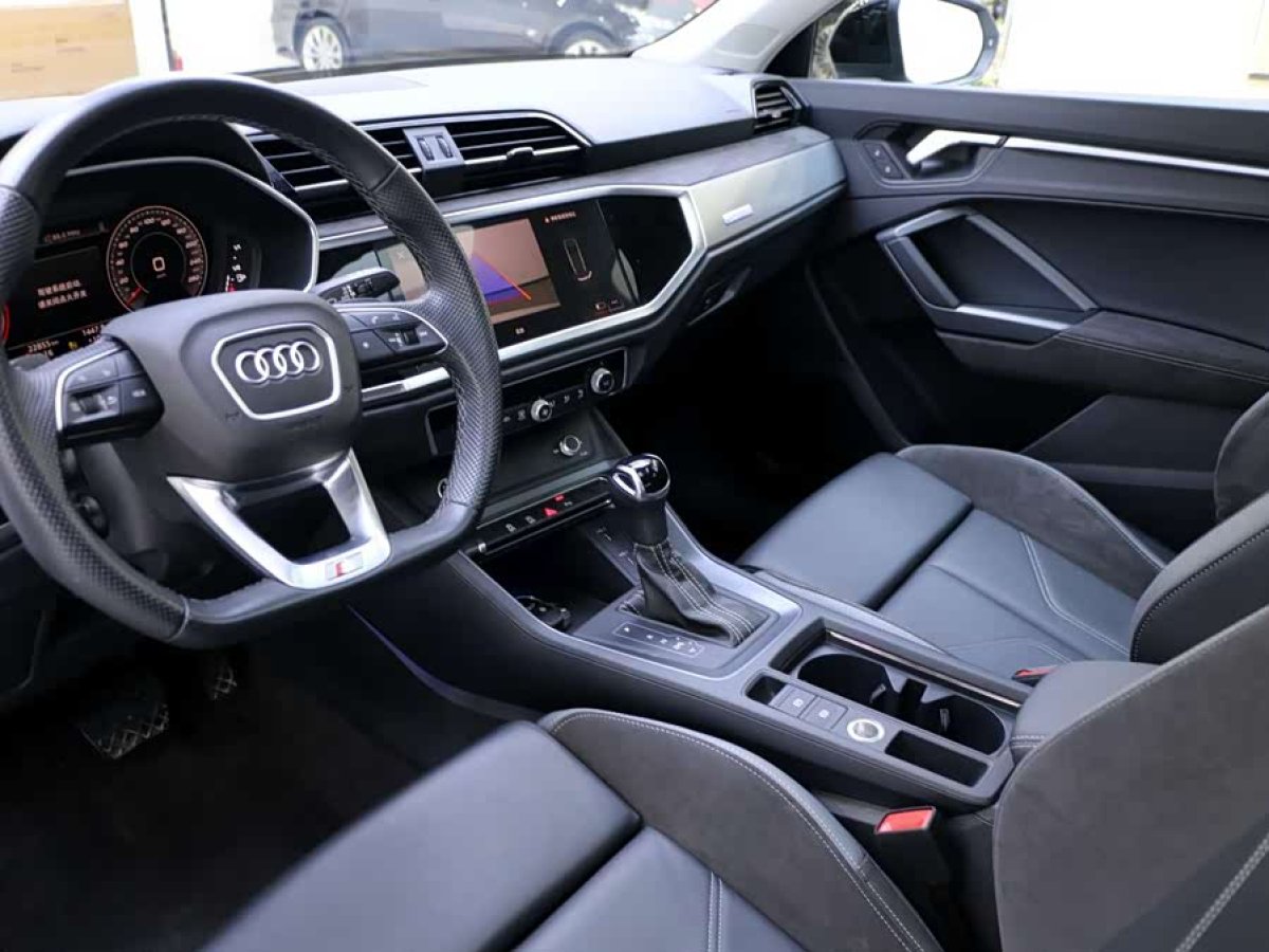 Audi Q3 Sportback 2023 #7 Audi Q3 Sportback 2023 car image #7