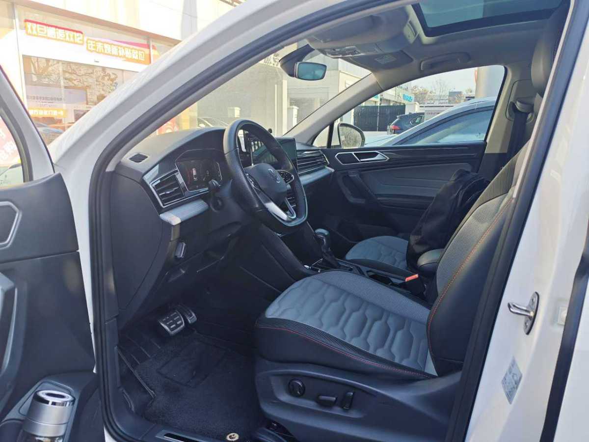 Volkswagen Tiguan X 2022 #7 Volkswagen Tiguan X 2022 صورة سيارة #7