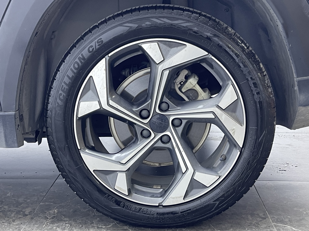 GEELY Boyue L 2022 car image #7