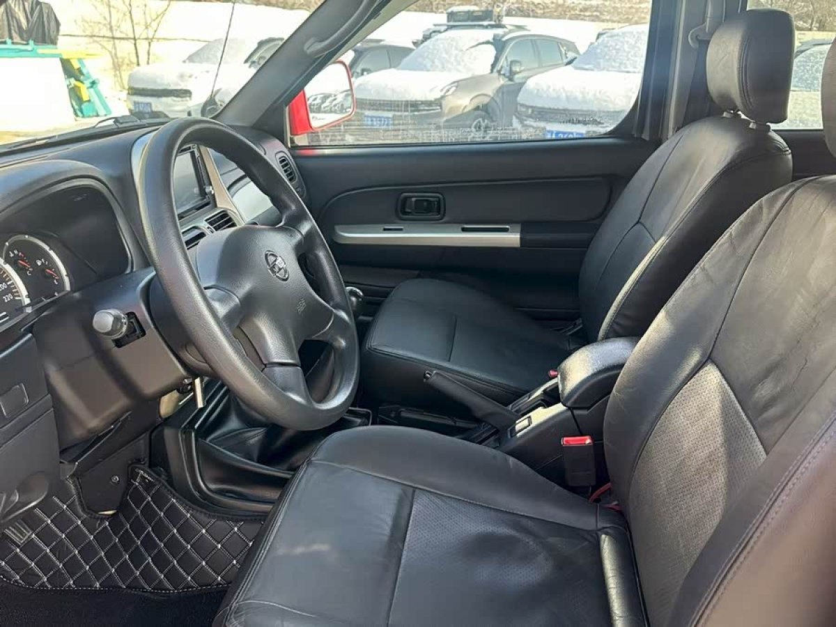 日产 日产帕拉丁 2014 汽车图片 #7