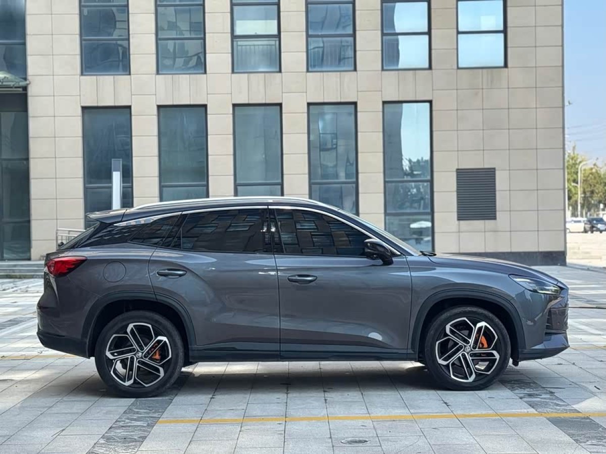 MG ONE 2022 car image #7