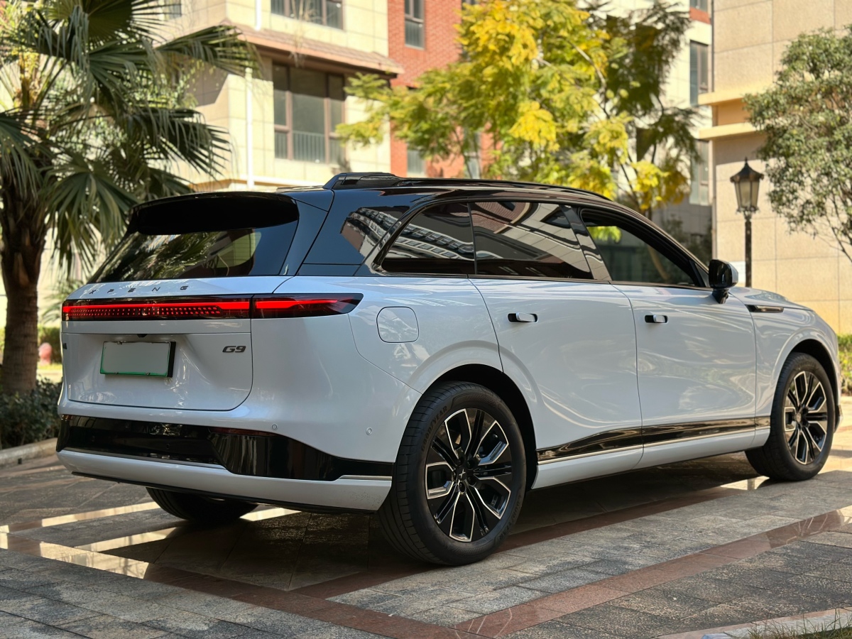 Xpeng G9 2025 imagem de carro #7