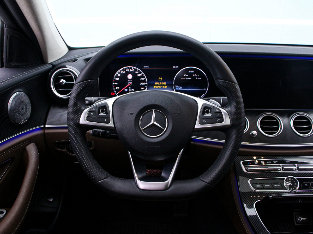 Mercedes-Benz E Class 2017 изображение автомобиля #7