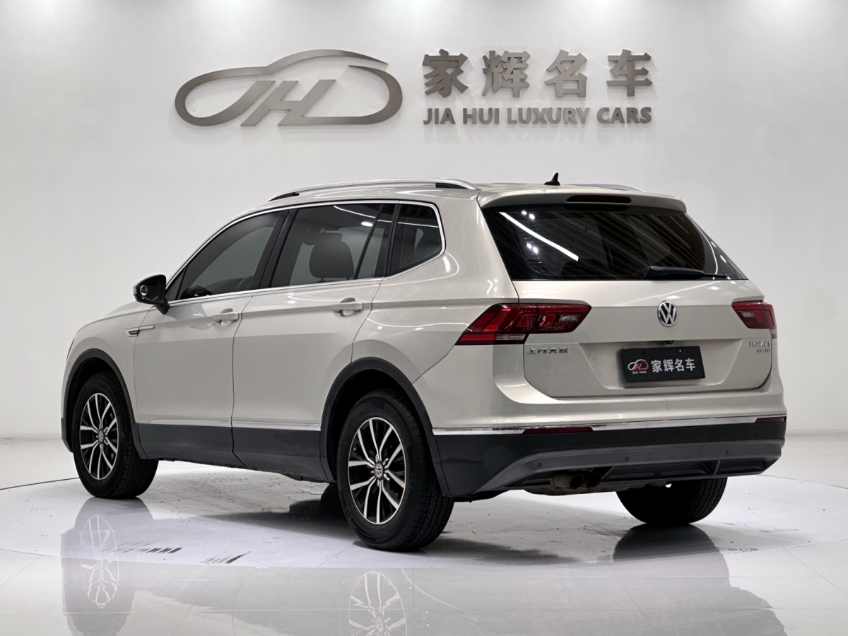 Volkswagen Tiguan L 2017 #7 Volkswagen Tiguan L 2017 car image #7