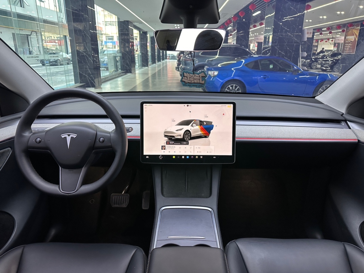 Tesla Model Y 2023 car image #7