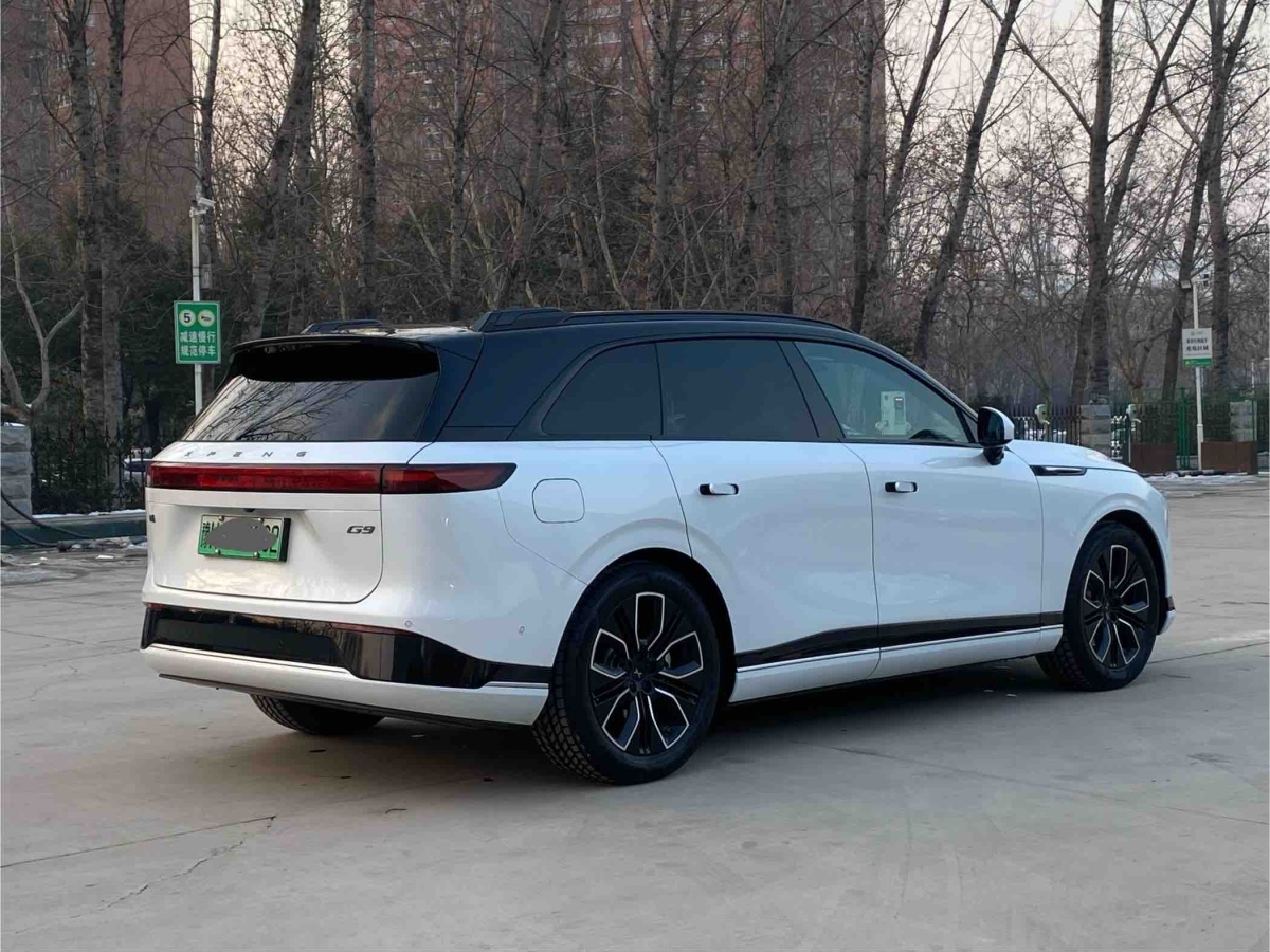 Xpeng G9 2025 immagine di auto #7