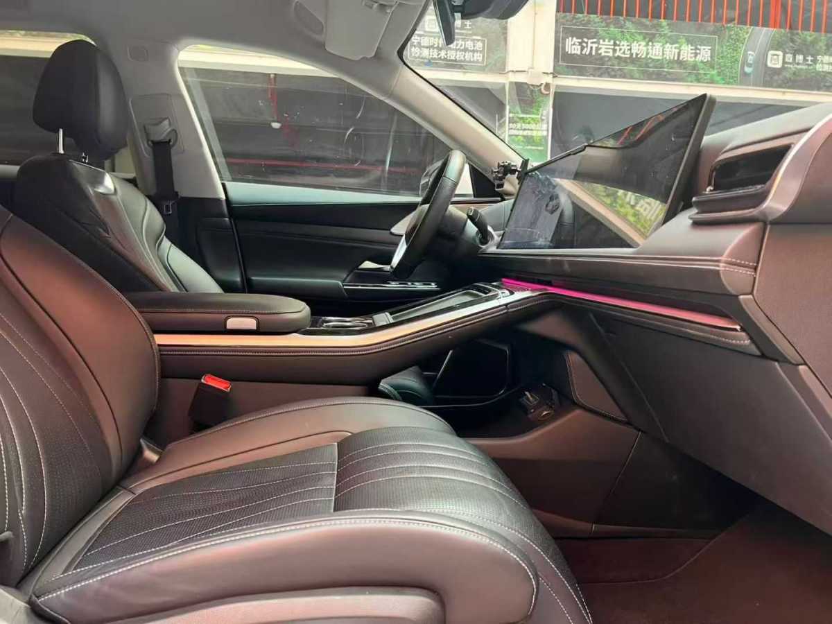 Xpeng G9 2023 immagine di auto #7