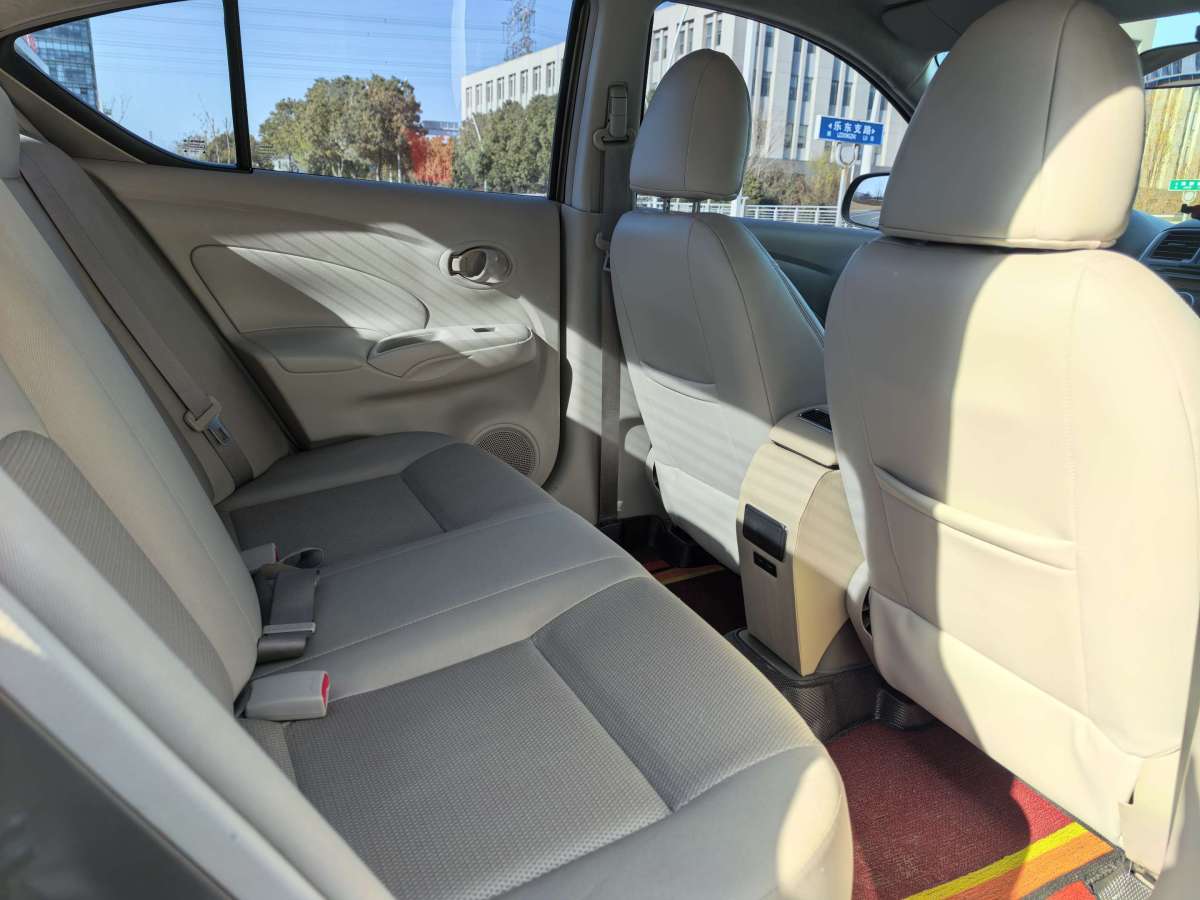 Nissan Sunny 2012 car image #7