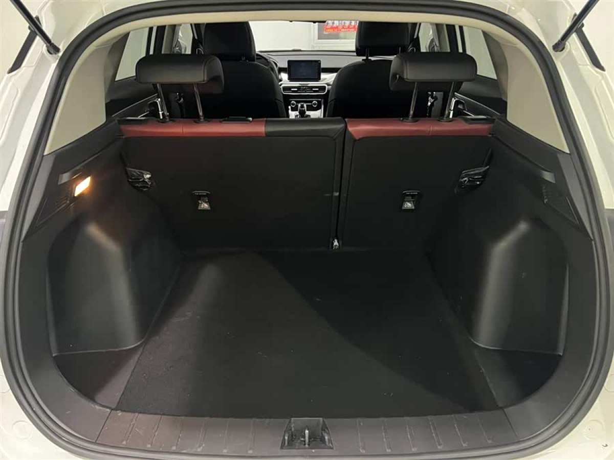 GEELY Coolray 2021 immagine di auto #7