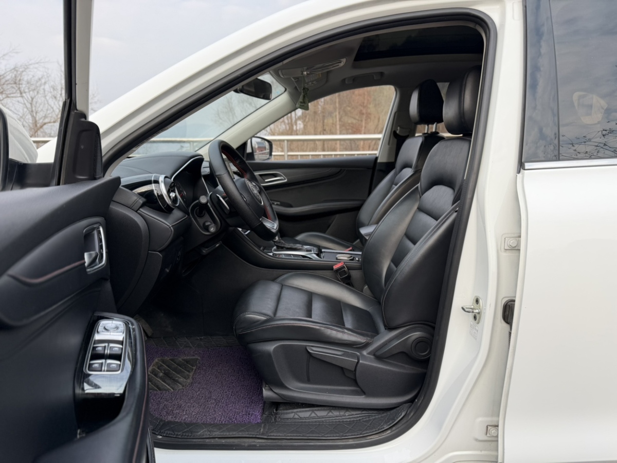 MG HS 2019 car image #7