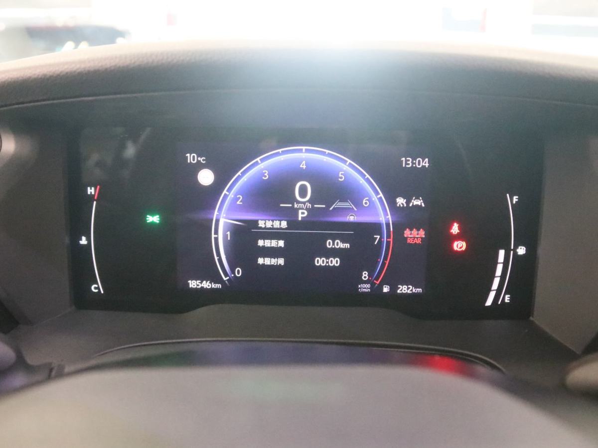 Toyota Camry 2024 immagine di auto #7