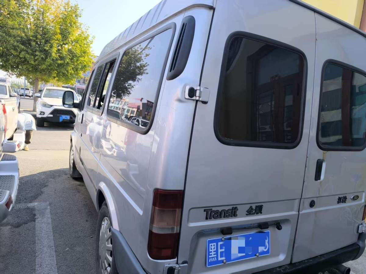 Ford Transit Classic 2010 #7 Ford Transit Classic 2010 car image #7