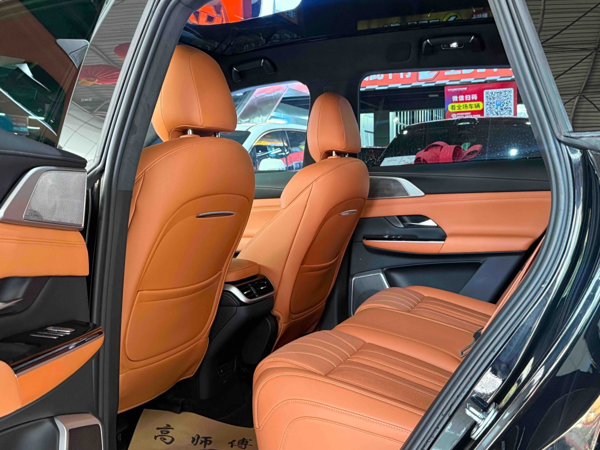 Xpeng G9 2025 صورة سيارة #7