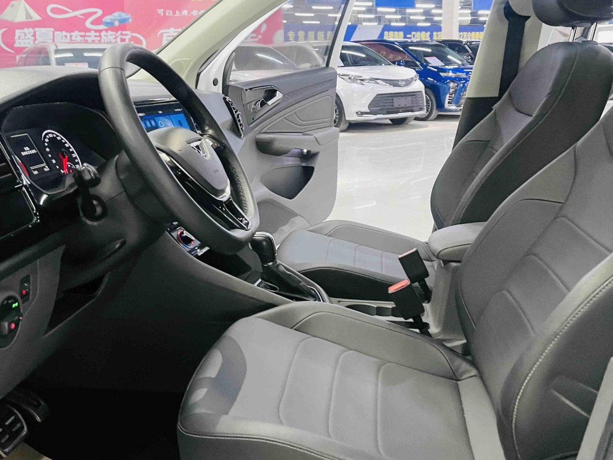 Jetta VS7 2020 car image #7