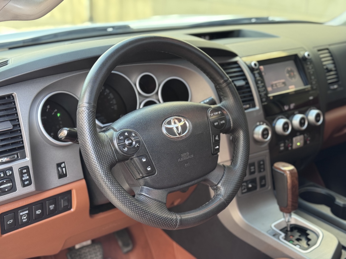 Toyota Sequoia 2010 #7 Toyota Sequoia 2010 imagen de coche #7