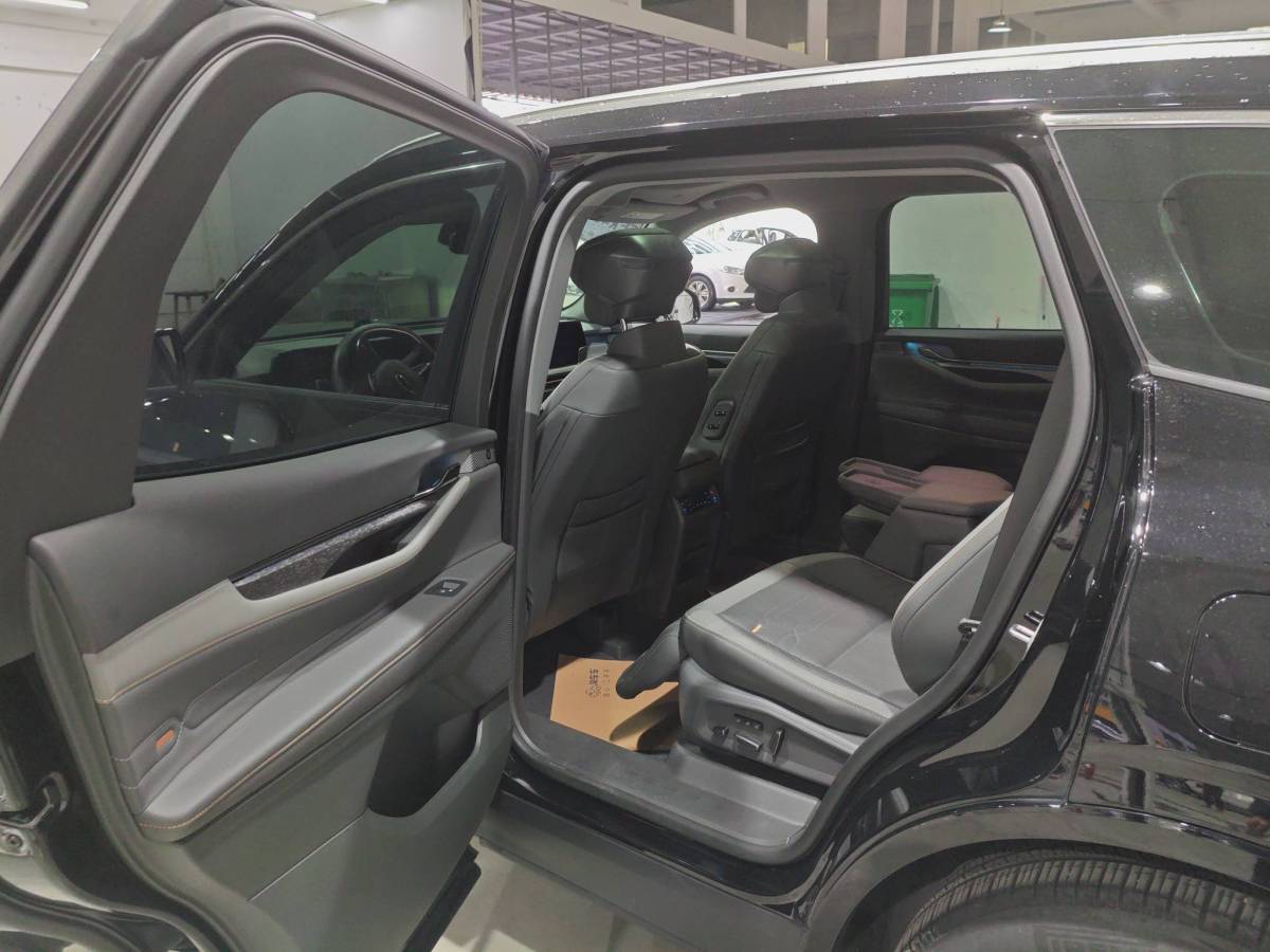 Ford Edge 2023 imagen de coche #7