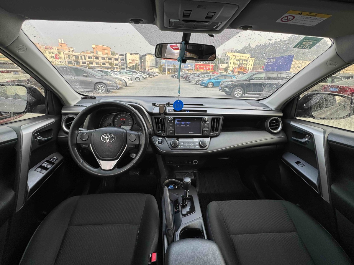 Toyota RAV4 2019 #7 Toyota RAV4 2019 car image #7