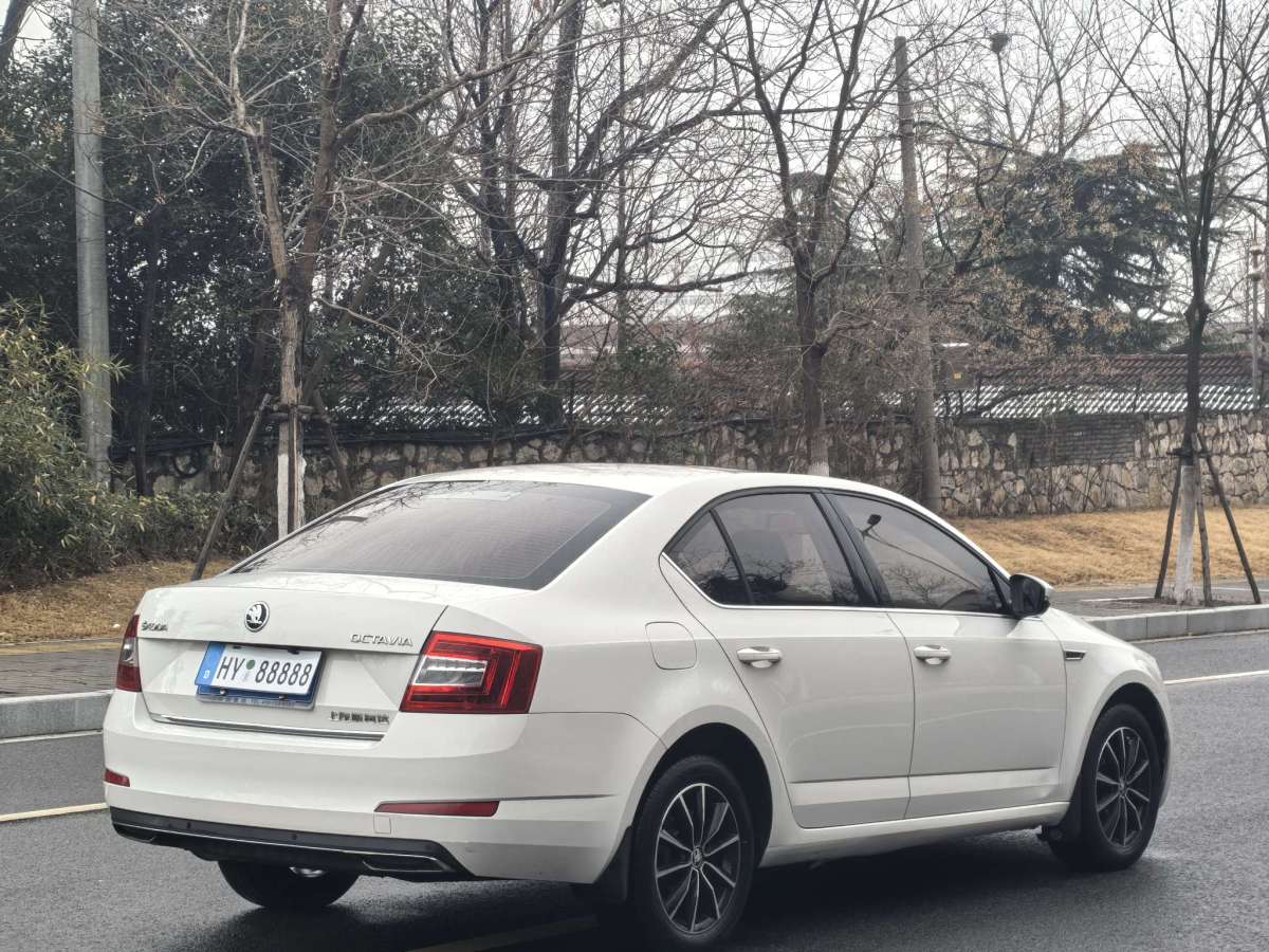 Skoda Octavia 2017 #7 Skoda Octavia 2017 car image #7