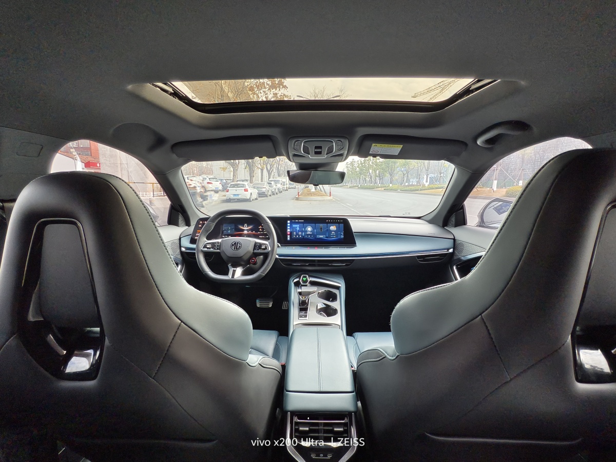 MG 7 2023 car image #7