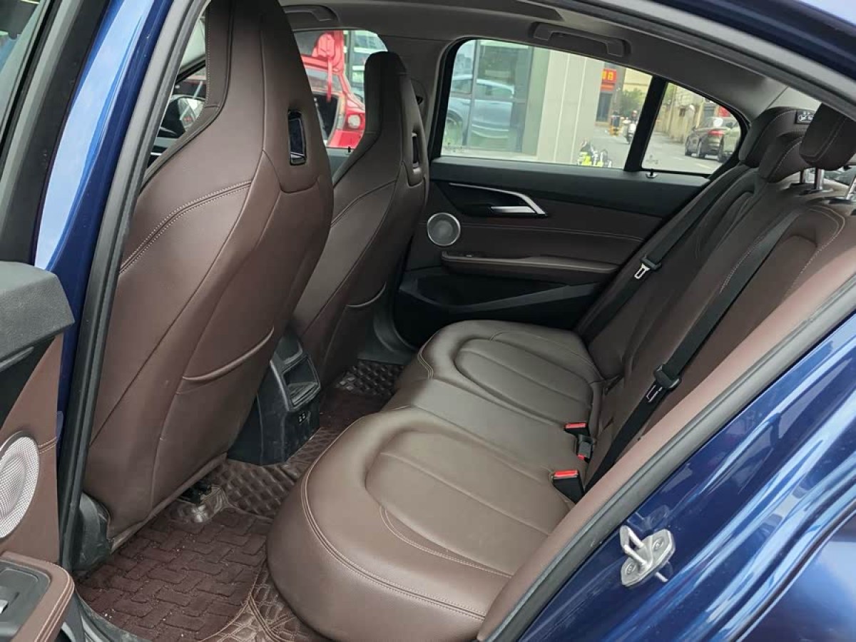 BMW 1 Series 2020 #7 BMW 1 Series 2020 car image #7