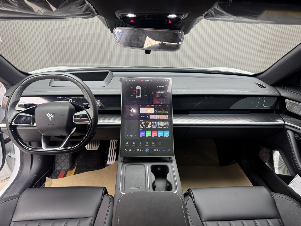 哪吒汽车 哪吒S猎装 2025 汽车图片 #7