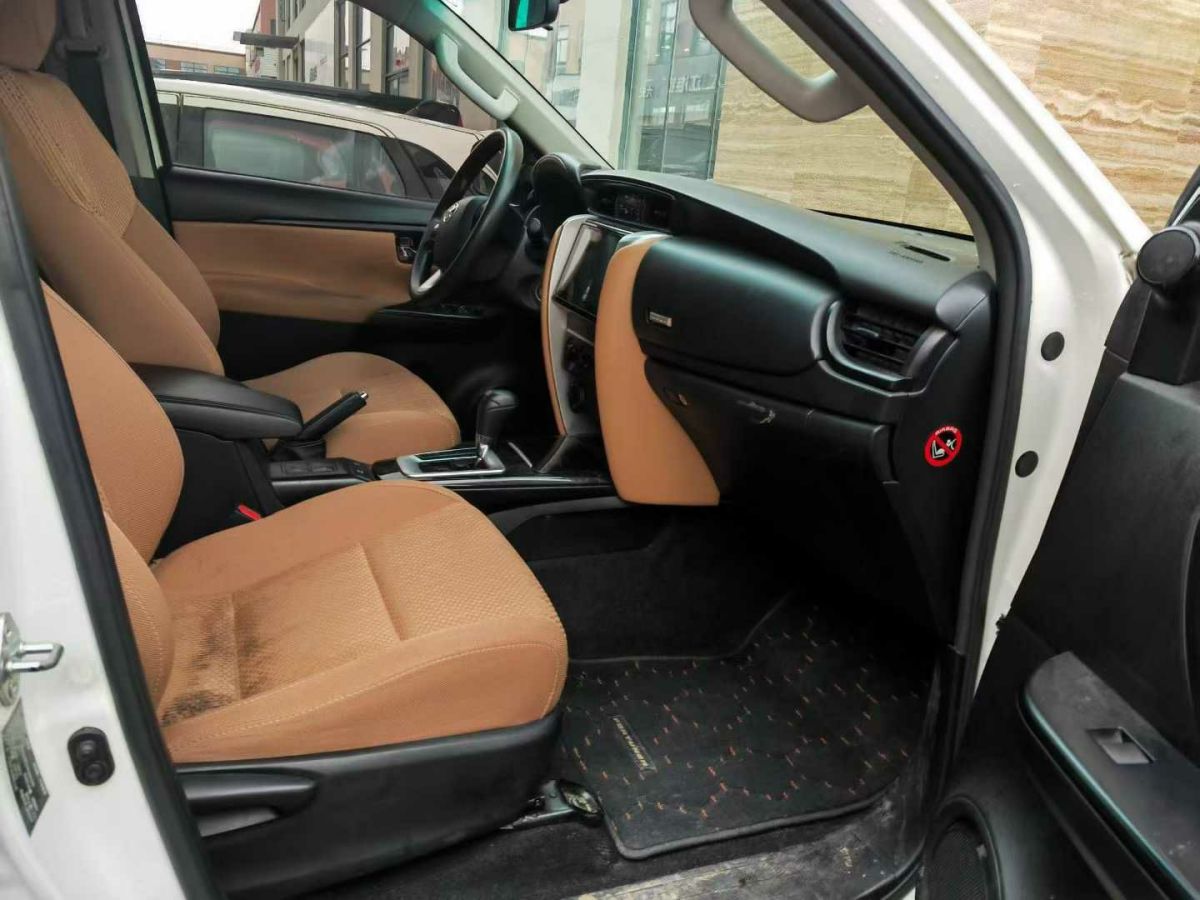 Toyota Fortuner 2015 #7 Toyota Fortuner 2015 immagine di auto #7