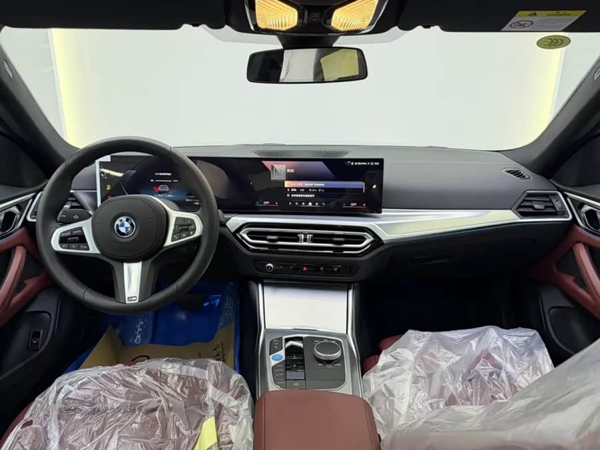 BMW i4 2025 car image #7