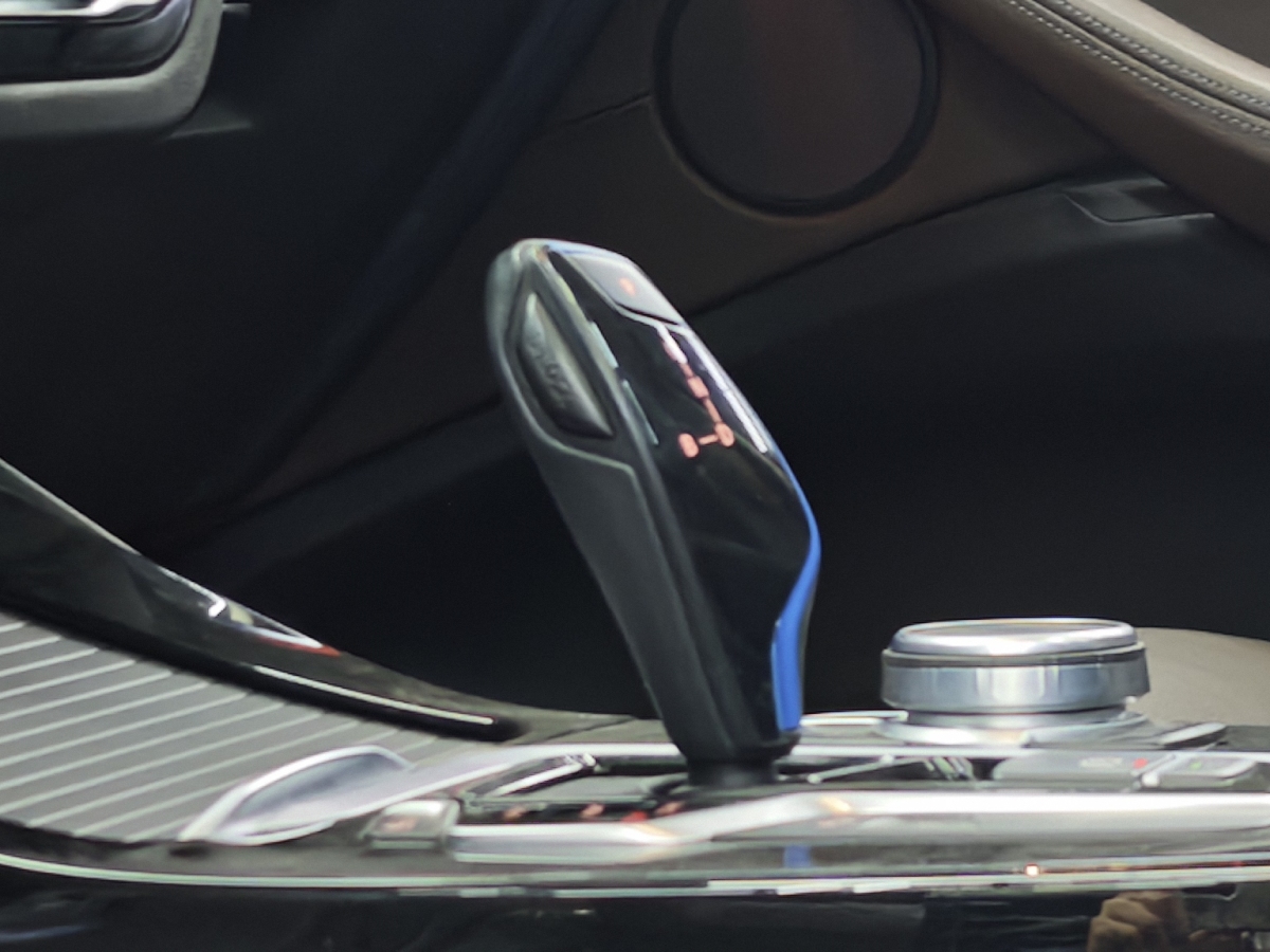 BMW iX3 2021 car image #7