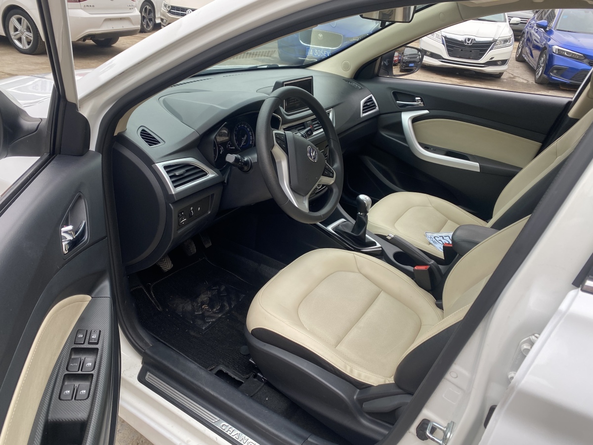 Changan Alsvin V7 2016 car image #7