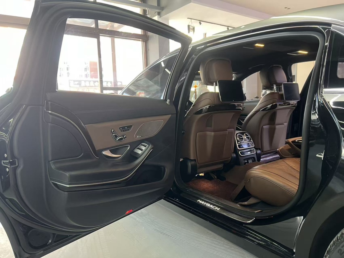 Mercedes-Benz Maybach S Class 2018 car image #7