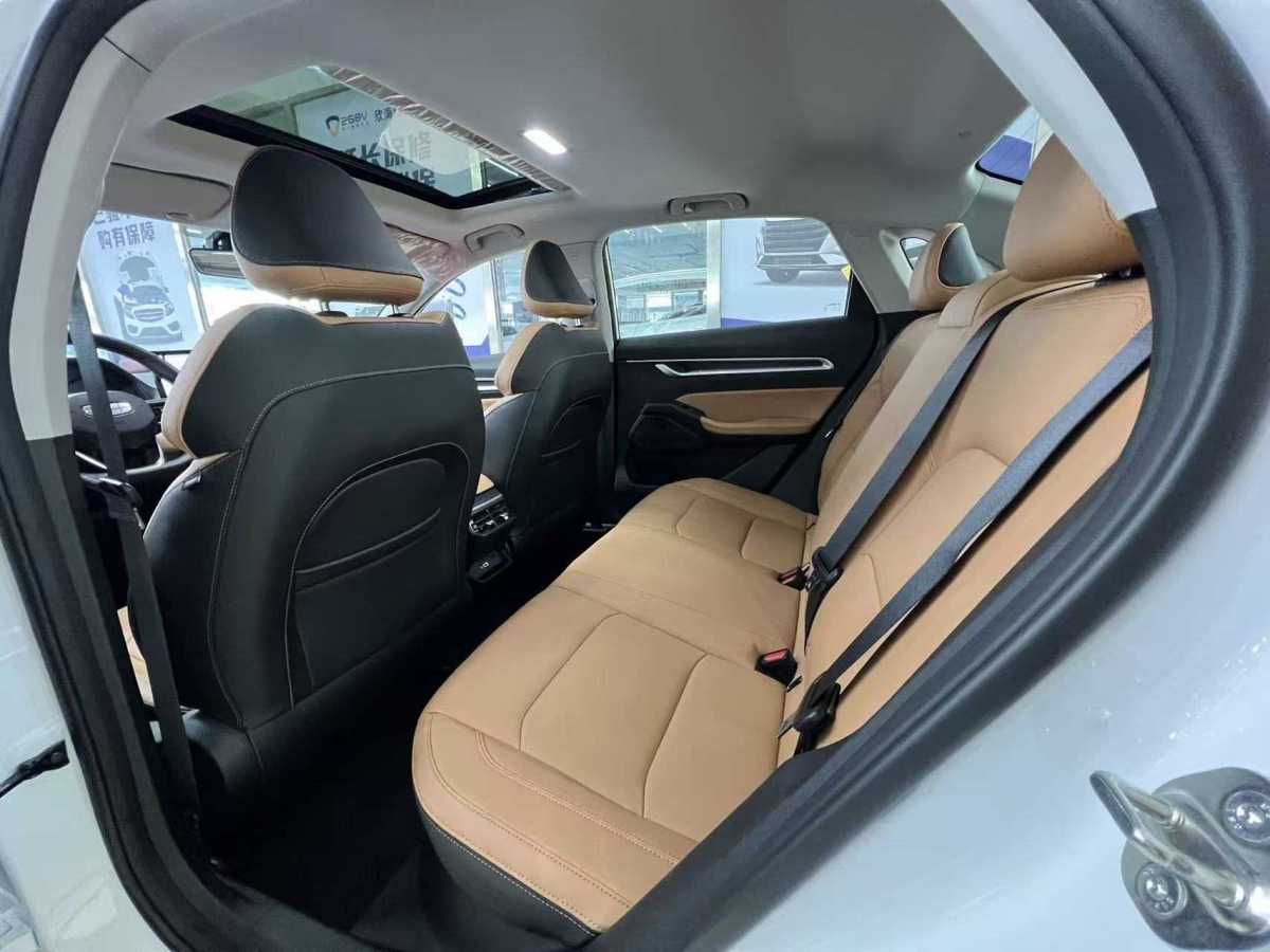 GEELY Emgrand 2024 #7 GEELY Emgrand 2024 car image #7