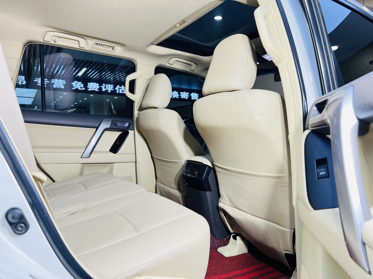 Toyota 2015 #7 Toyota 2015 car image #7
