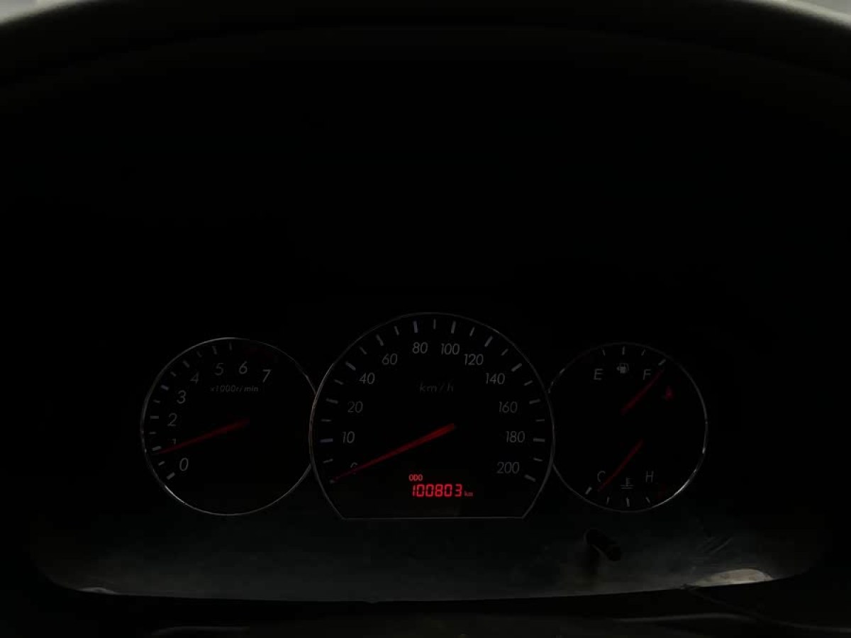 Changan Alsvin V3 2015 #7 Changan Alsvin V3 2015 car image #7