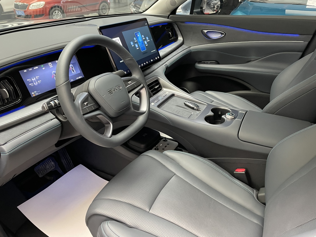 BYD Sea Lion 07 DM-i 2025 car image #7