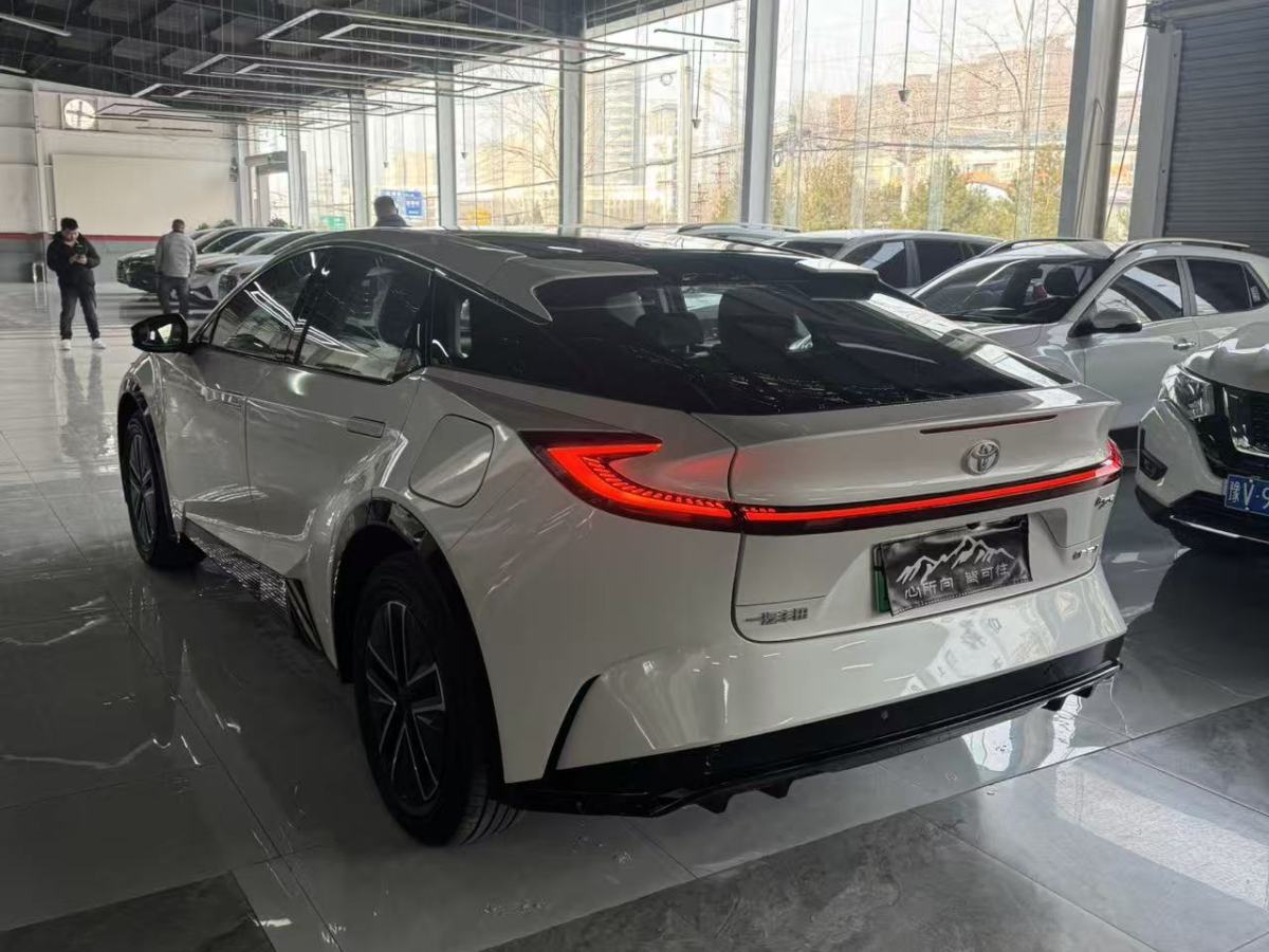 Toyota bZ5 2025 #7 Toyota bZ5 2025 car image #7