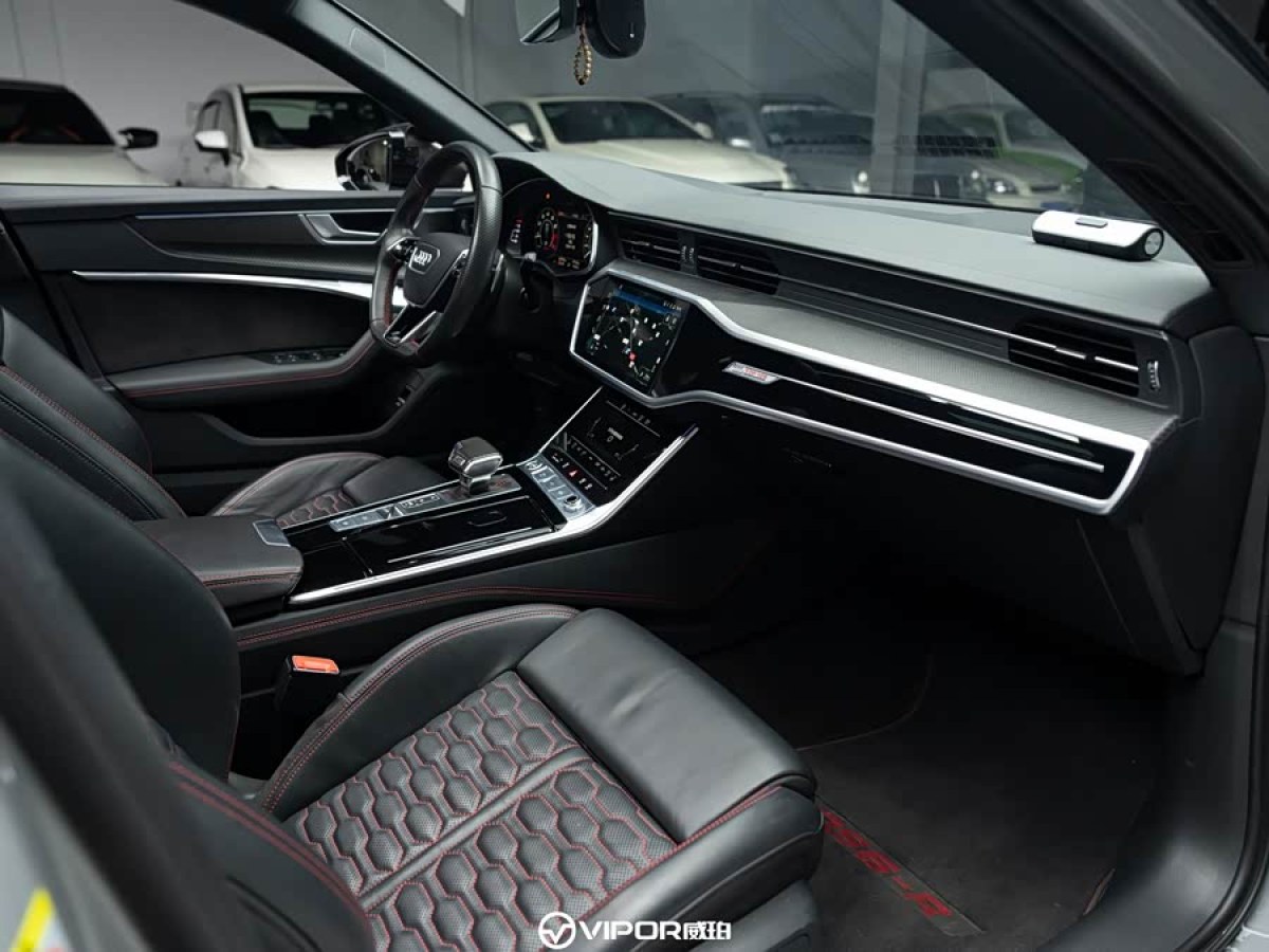 Audi RS 6 2021 car image #7