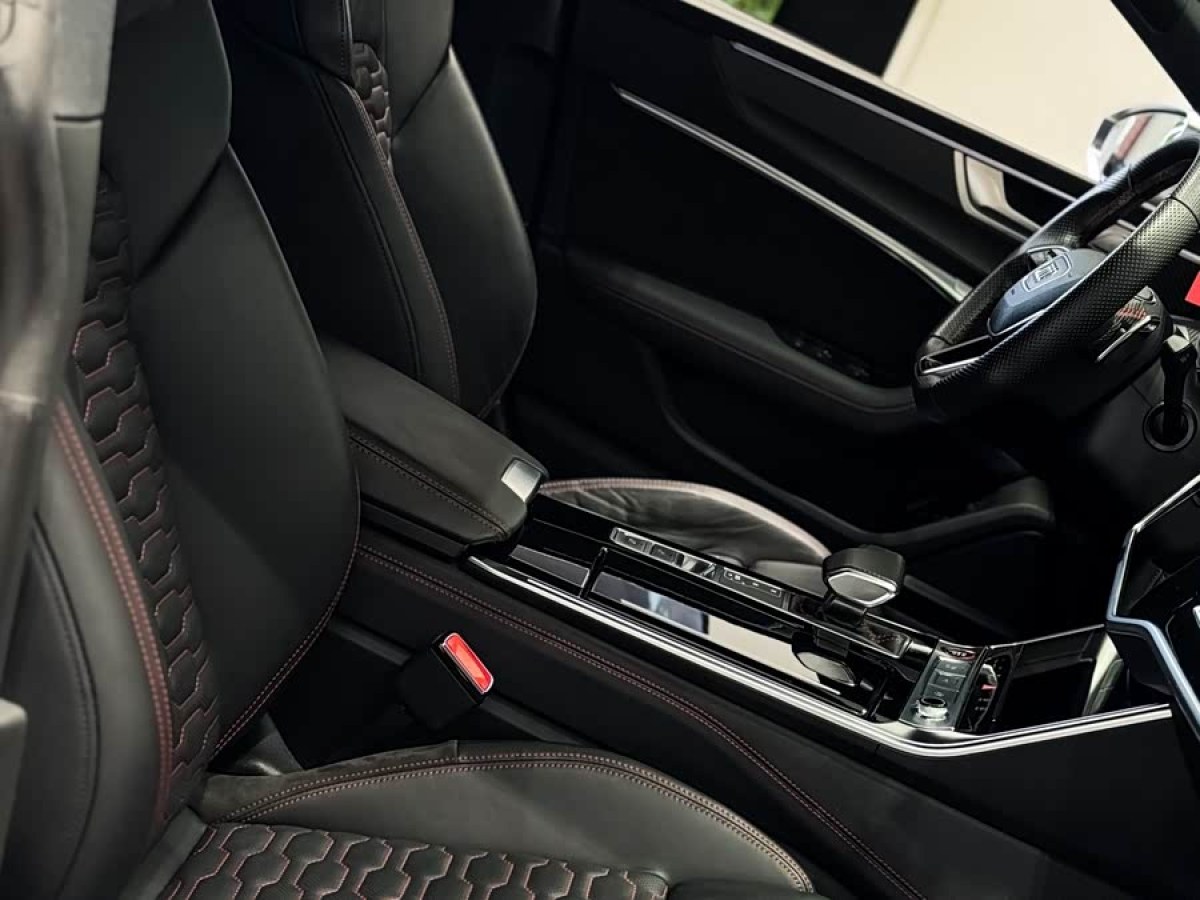 Audi 2021 car image #7