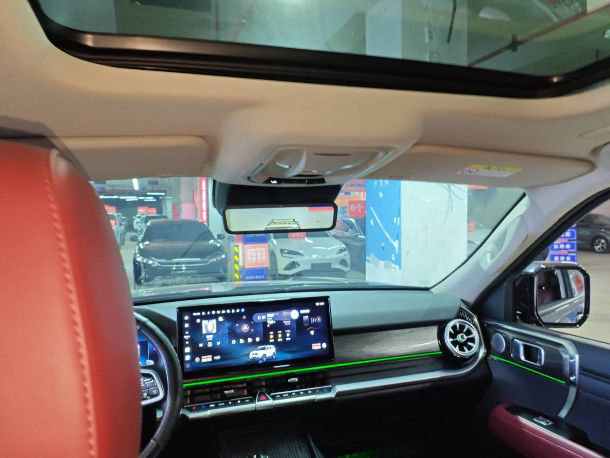 Tank 400 New Energy 2024 #7 Tank 400 New Energy 2024 car image #7