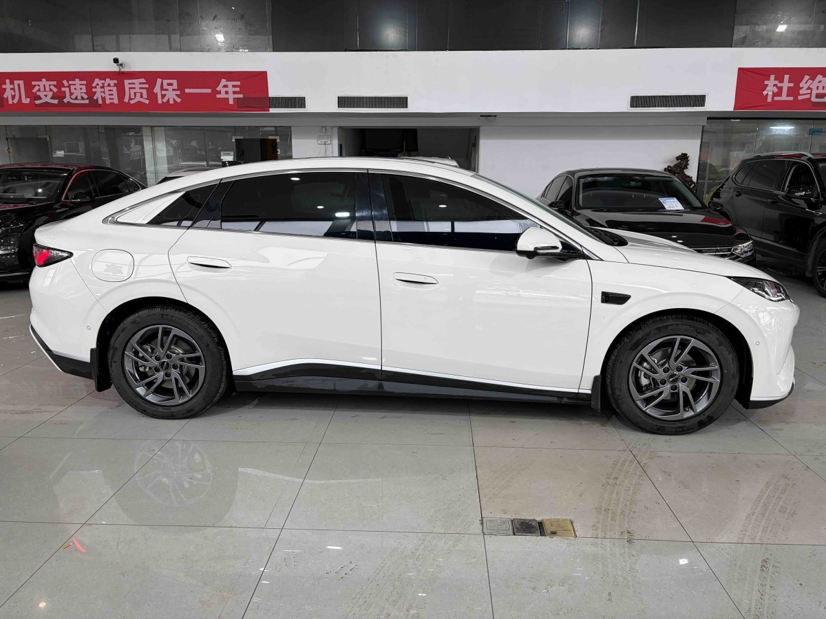 BYD 2025 #7 BYD 2025 immagine di auto #7