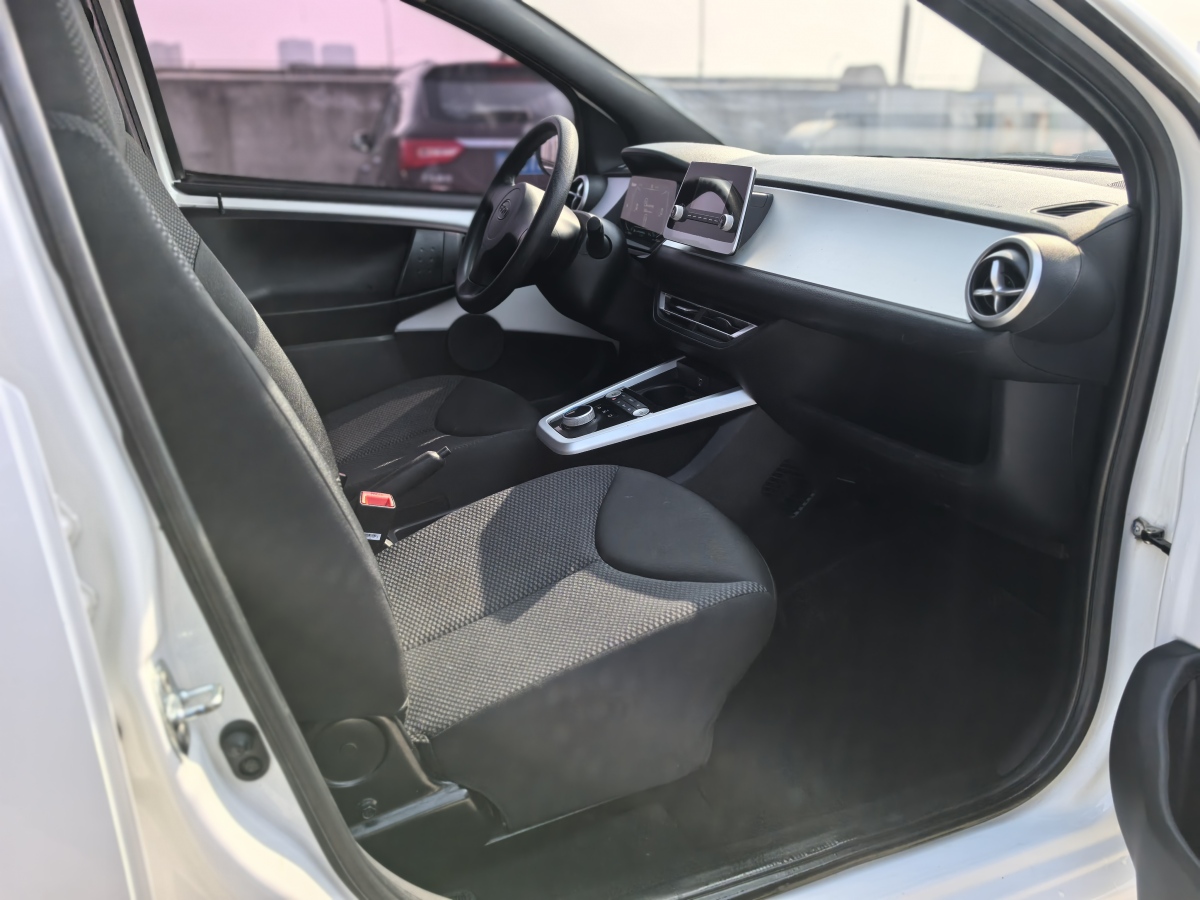 BYD e1 2019 #7 BYD e1 2019 car image #7