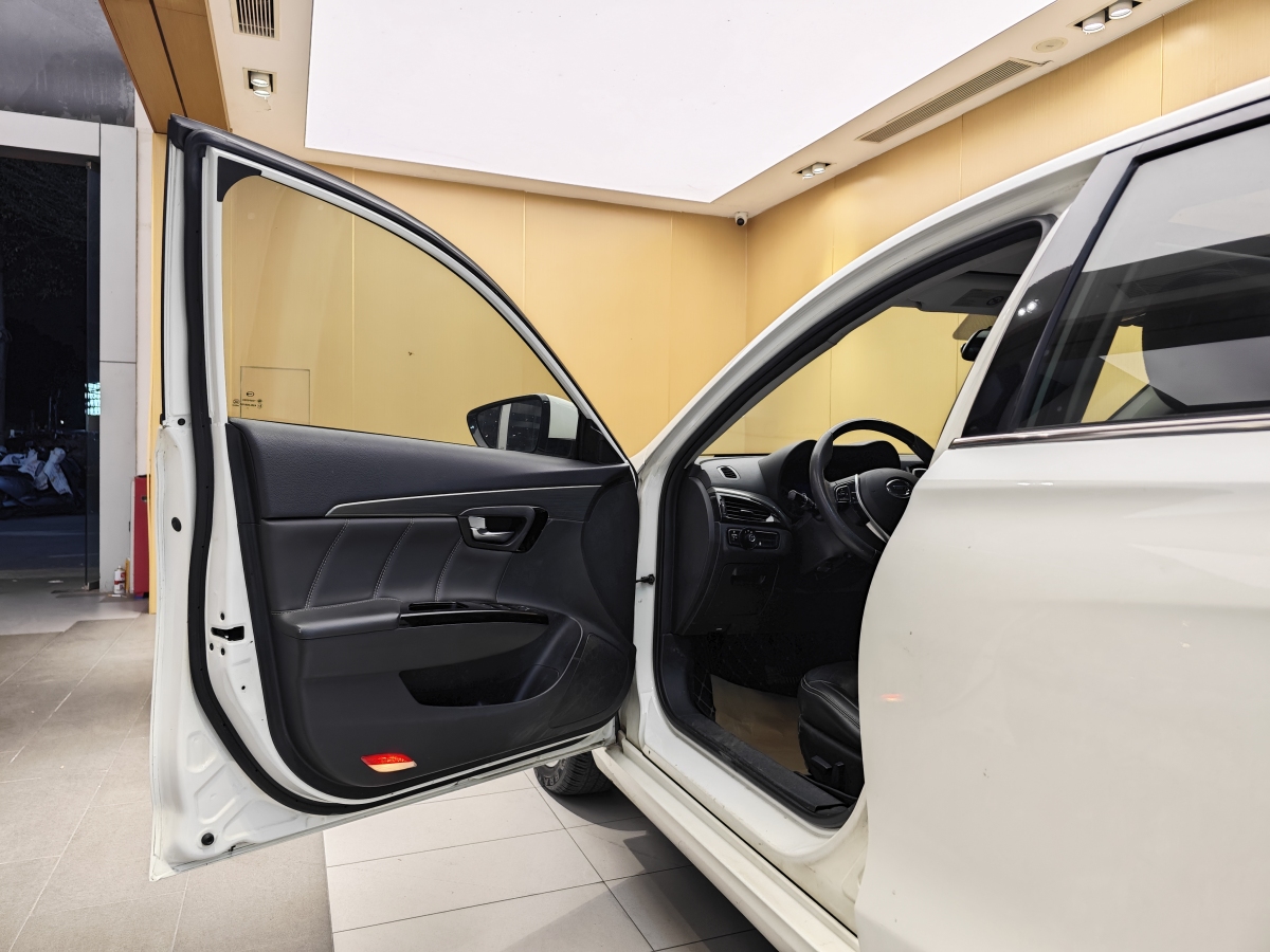 GAC Trumpchi GA6 2018 #7 GAC Trumpchi GA6 2018 car image #7